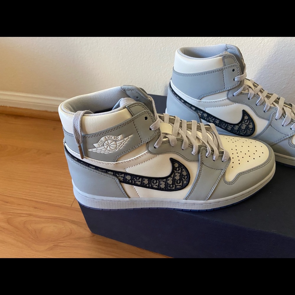 Dior Nike Air Jordan 1 - Picture 2 of 11